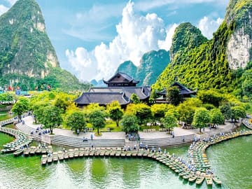 Ninh Binh Private Tours : Bai Dinh Trang An Mua Cave 1 Day Tour from Hanoi
