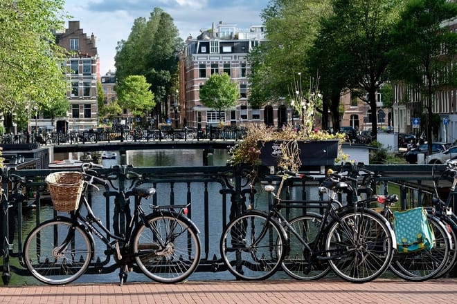 7-Day Belgium-Netherlands Small-group Trip by Minivan, 11 Excursions included 7