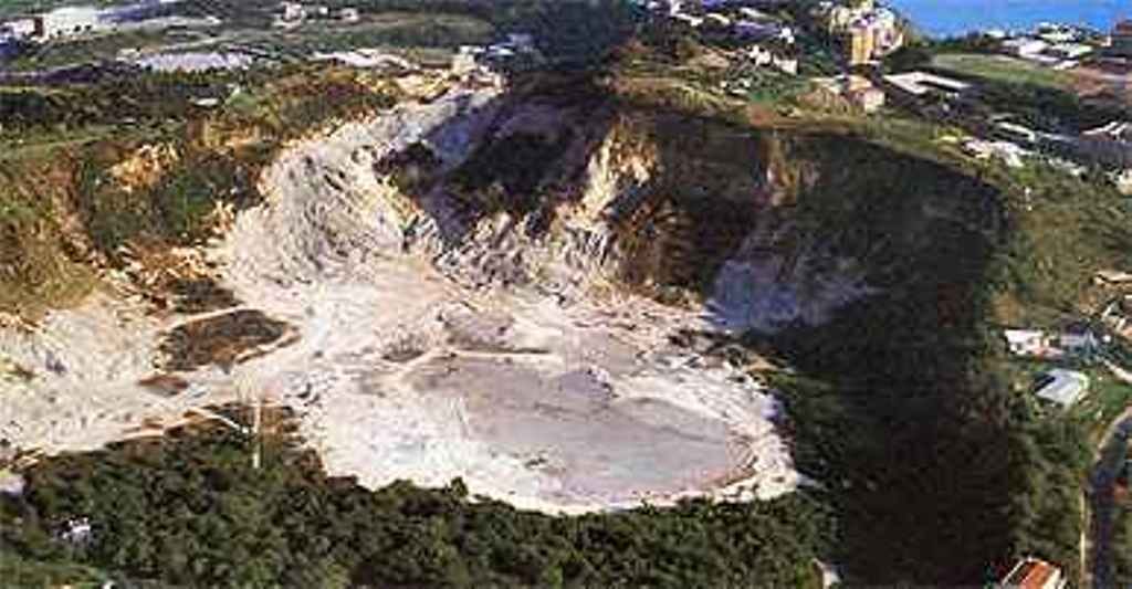 Private Tour from Naples to Phlegrean Fields, Pozzuoli, and Cuma 5