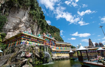 Kuala Lumpur City Tour with Batu Caves and Key Attractions