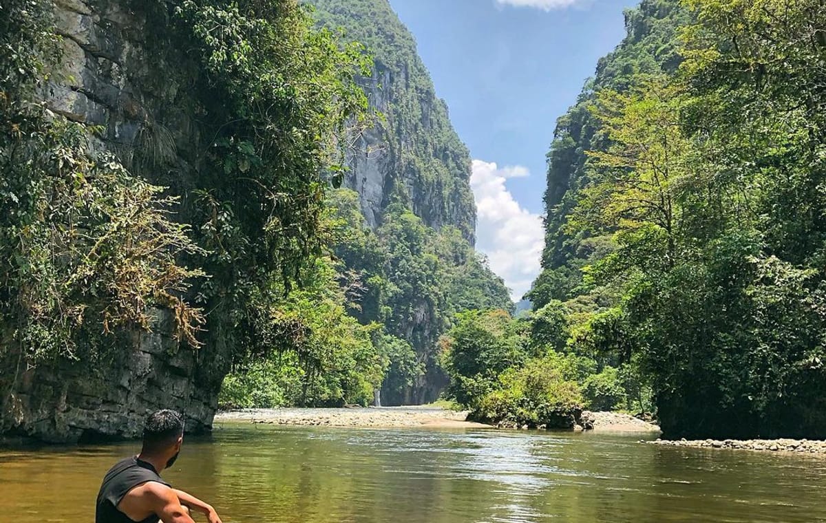 Tin-01 : Rio Derrepente’s Hidden Waterfalls – Paradise Unveiled