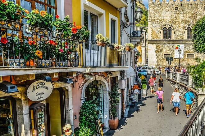 From Cefalù : Etna & Taormina - full day photo 5