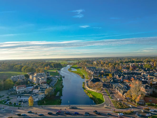 Weesp & Loenen aan de Vecht Private Tour – Premium Car & Official Guide 5