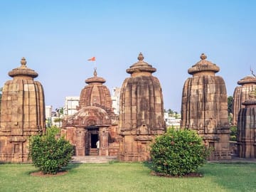 Bhubaneswar Temples and Mangrove Forests Tour