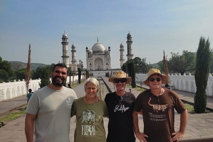 Aurangabad to Vadodara: Explore the Man-made Wonder of India