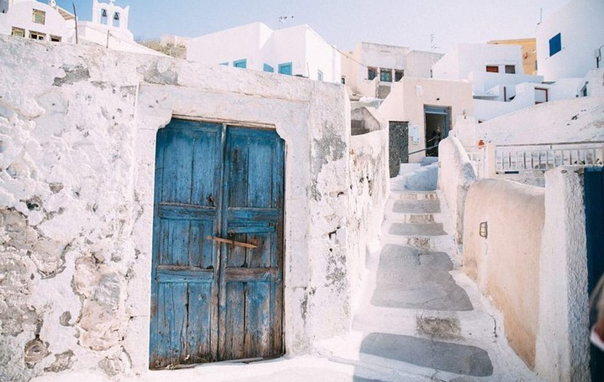 Hidden Santorini ! Private tour 4-Hours