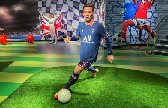 Dubai Madame Tussauds Museum tour & Desert Safari with BBQ Dinner