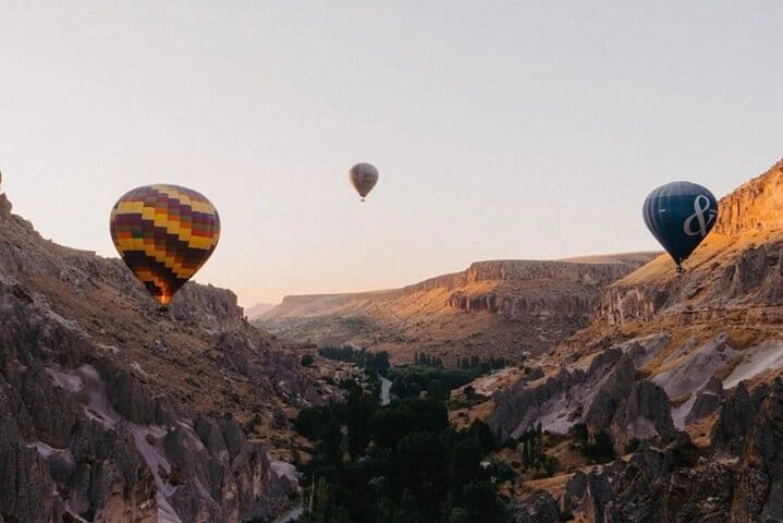 Goreme Hot Air Balloon Tour: Sunrise Flight Over Cappadocia
