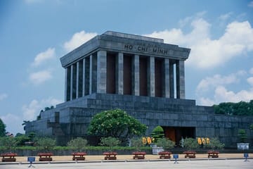Hanoi City Tour with Pickup, Lunch, and Key Attractions