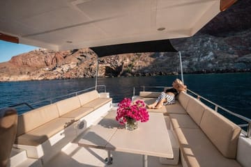 Private Luxury Yacht Cruise around Santorini's Coastline