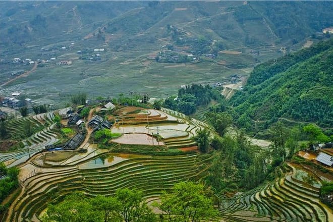 Sapa tour 2days trekking Ta Van & Cat Cat village 4