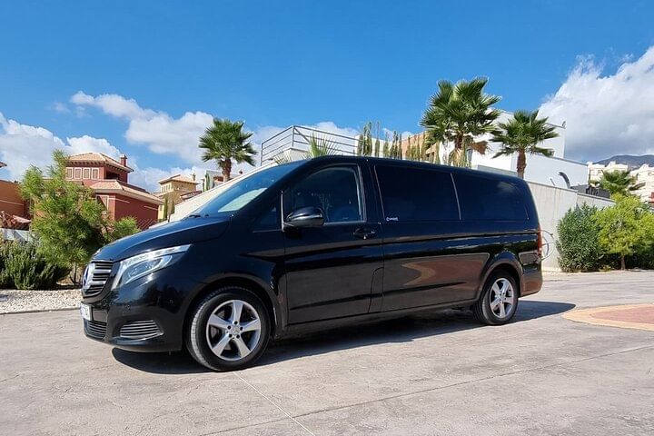 Luxury Transfer from Alicante/Alicante Airport to Torrevieja area