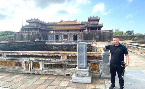 Private Full Day Guided Tour in Hue city
