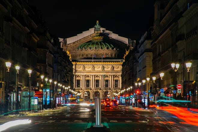 Paris Evening Walking Tour through the City of Lights
