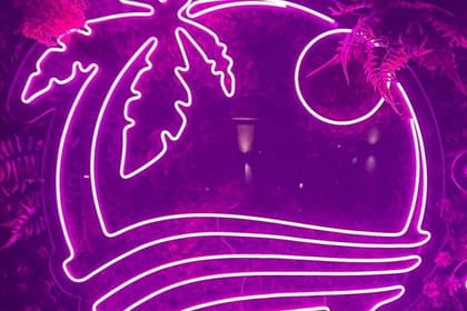 Bar Crawl Ios Ticket in Cyclades