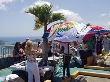 Private 4-Hour Jeep Tour of Charlotte Amalie and Smith Bay