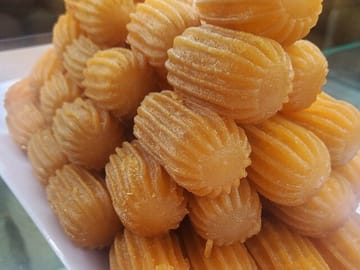 Culinary Walking Tour of Mykonos Town's Local Delicacies