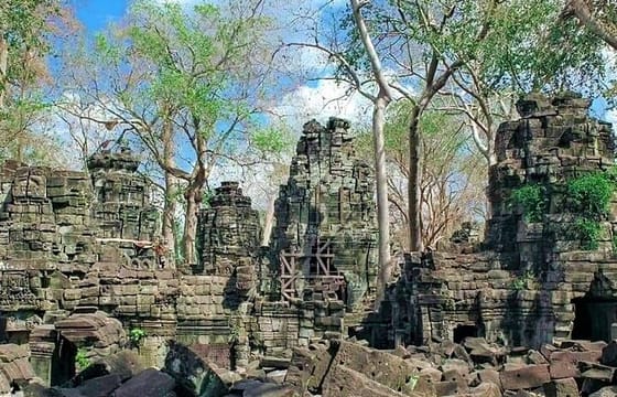 Banteay Chhmar Temple & Silk Farm Private Day Trip from Siem Reap