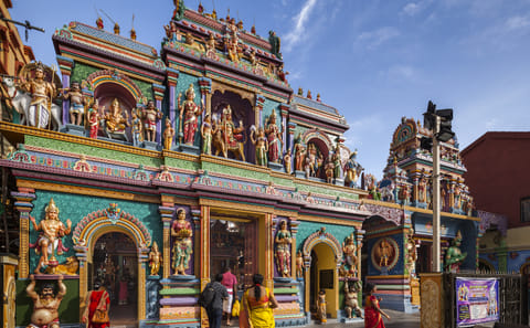Walking Tour of Little India in Singapore