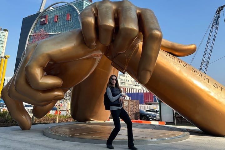 Iconic COEX Starfield Library photo stop korea tour ,korea seoul travel ,seoul guide, SeoulCar,SeoulIconic COEX Starfield Library photo stop