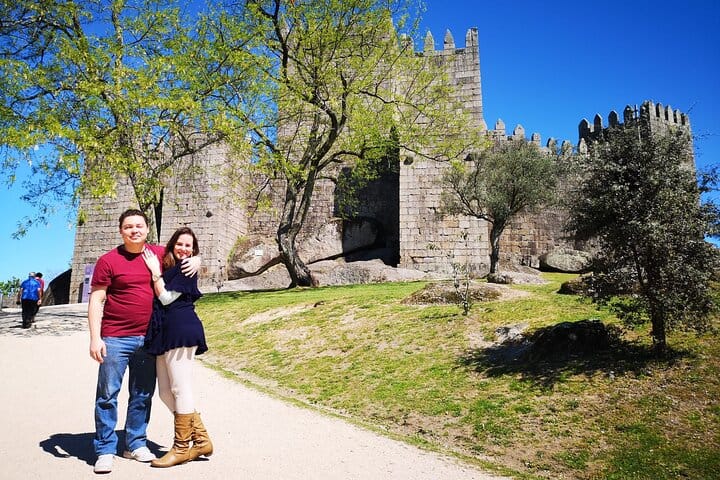 BRAGA E GUIMARÃES: Private Historic Tour from Porto