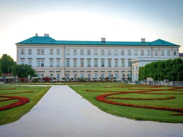 Discover Salzburg: Old Town Highlights Tour