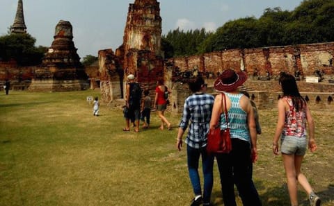 Ayutthaya Ancient Temples Tour with River Cruise and Lunch