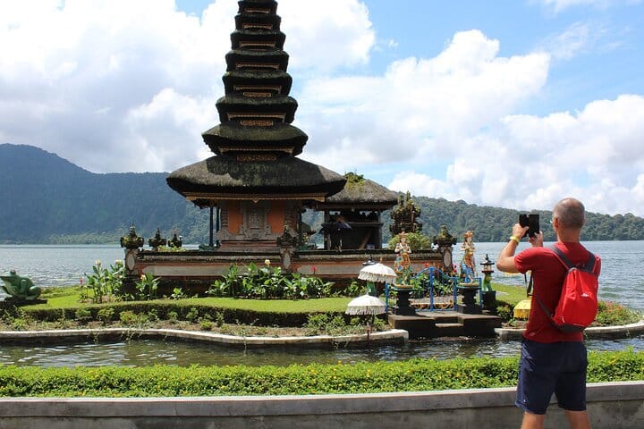 Ulun danu temple