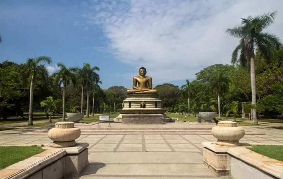 Tuk Trip is Very Cheap in Colombo (All-inclusive ) city tour