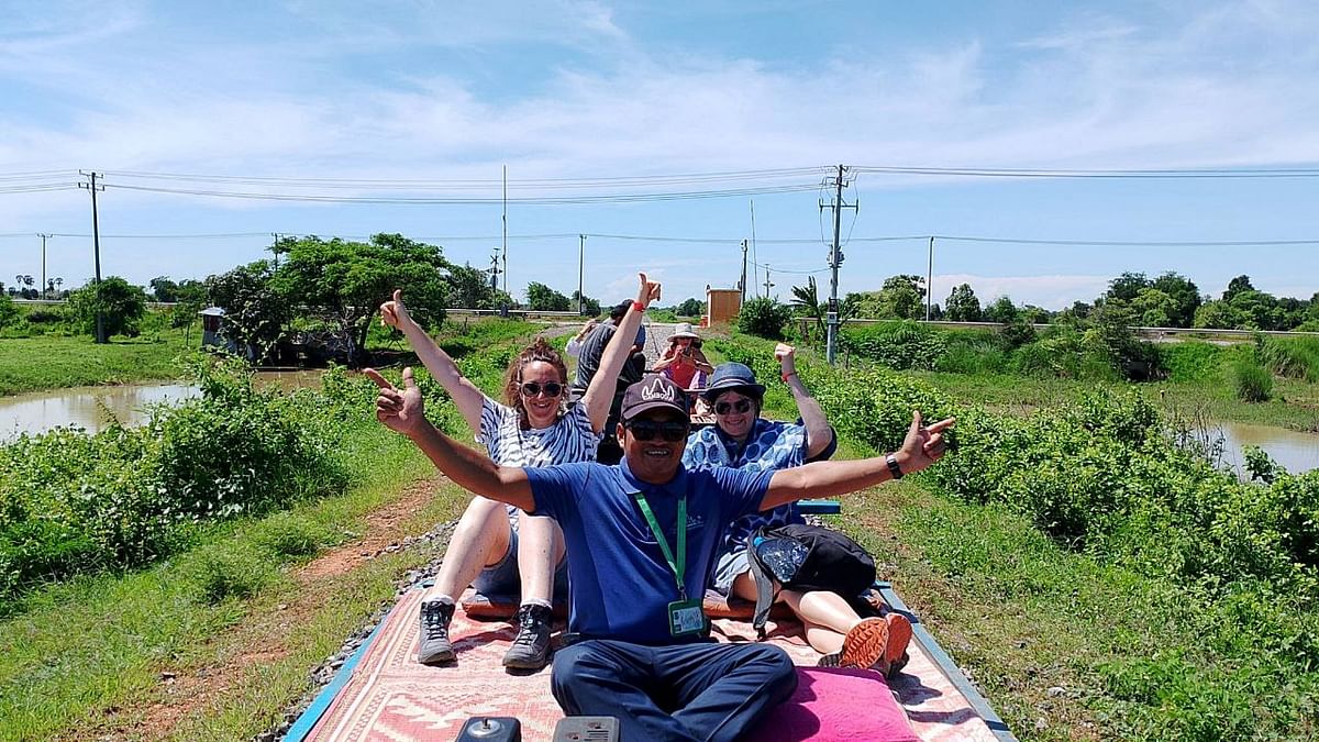 Battambang Day Tour: Bamboo Train, Killing Caves & Scenic Temples