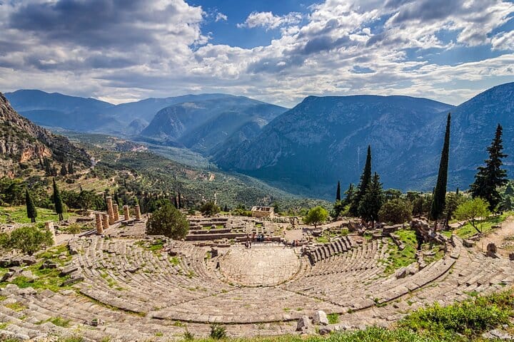 Delphi and Thermopylae Full Day Experience  4