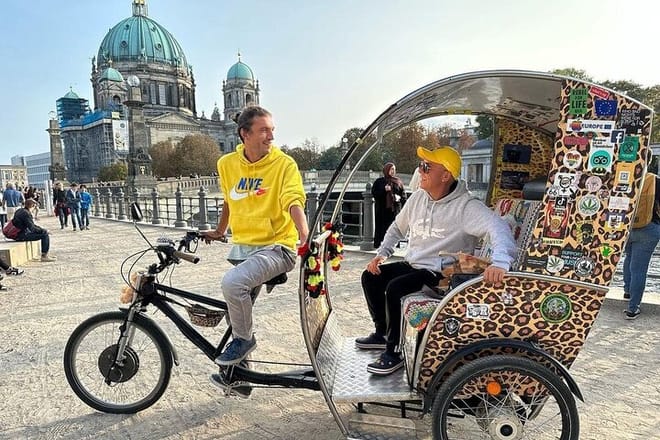 Rickshaw Sightseeing City Tours Berlin - Rikscha Tours photo 3