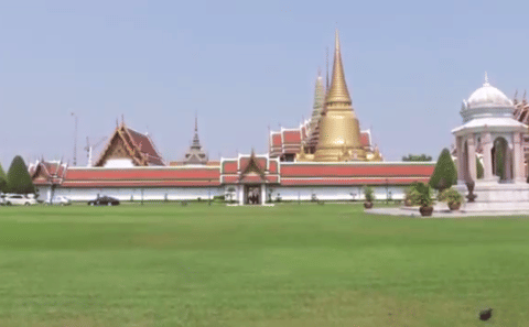 Bangkok Temple and Market Walking Tour of Grand Palace and Wat Pho