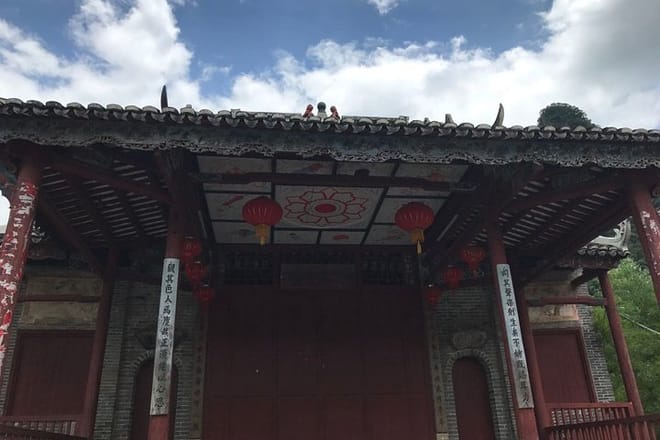 Private Day Tour Huangyao Old Town in Hezhou from Guangzhou by Round-way Train  2