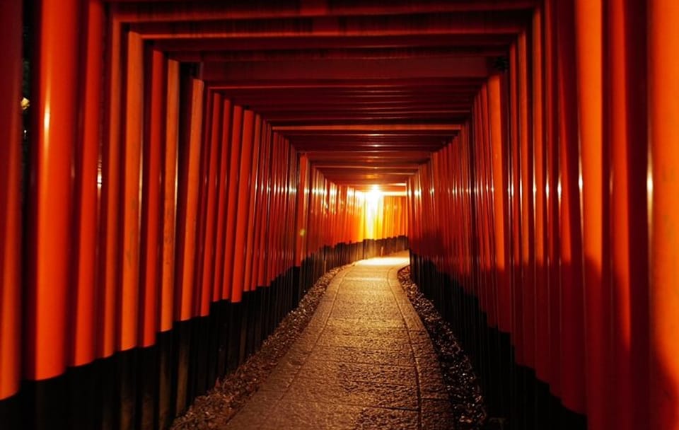 Kyoto Fushimi Inari Night Walking Tour