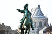 Audio Tour in Giverny and Versailles with Pick up and Drop off  6