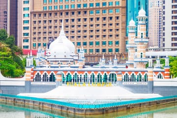Private Kuala Lumpur City Tour with Batu Caves and KL Tower