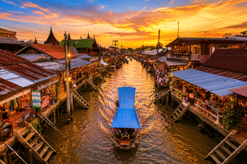 Private Day Tour of Amphawa Floating Market and Train Market
