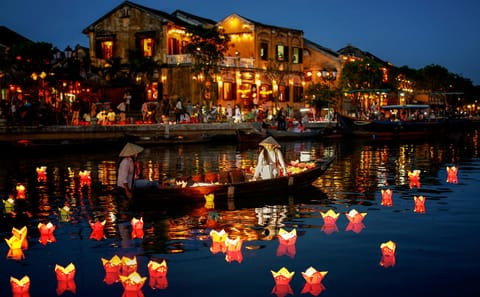 10-Day Vietnam Tour from Ho Chi Minh City to Hanoi