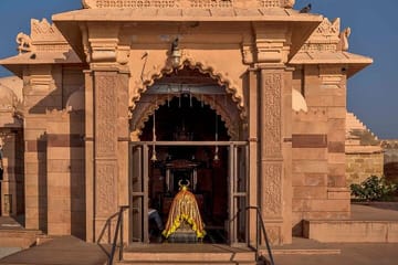 Private Day Tour from Bhuj to Narayan Sarovar Sanctuary