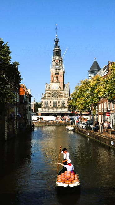 Private tour of Zaandam and its Lego, Schermerhorn and Alkmaar houses Architecture, mills, polders and cheese tradition 4