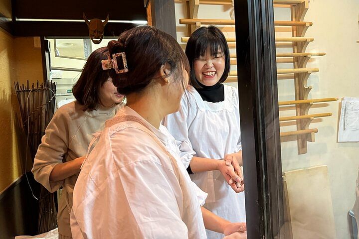 Making and Tasting Japanese Soba Session in Tokyo