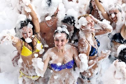 Alanya Pirate Boat Tour with Lunch, Soft Drinks & Transfer