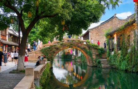 Suzhou Garden Tour with Visit to Tongli or Zhouzhuang