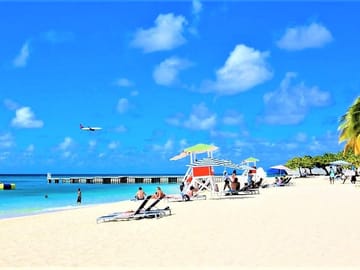 World Famous Doctors cave Beach