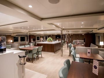 VIP Lounge