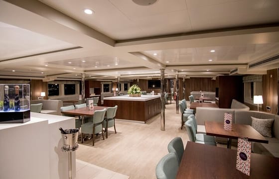 VIP – Day Cruise From Athens to Hydra Poros Aegina