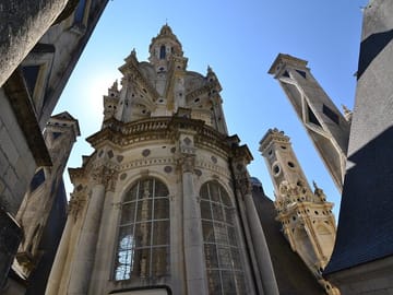 VIP Day Tour of Chambord, Chenonceaux, and Amboise from Paris