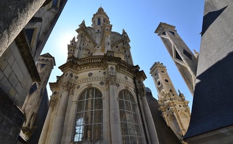 VIP Day Tour of Chambord, Chenonceaux, and Amboise from Paris