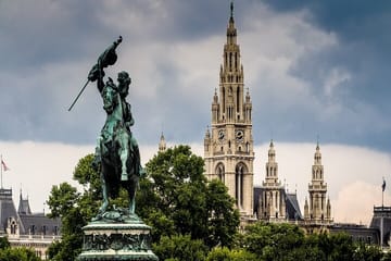 Walking Tour of Vienna's Christkindlmarkt Holiday Market